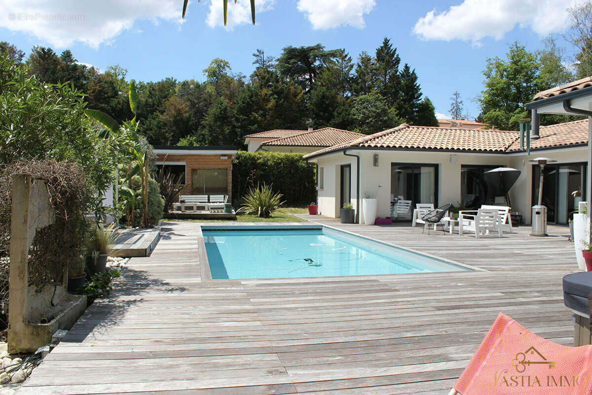 Magnifique contemporaine de plain pied à Montussan - photo 3