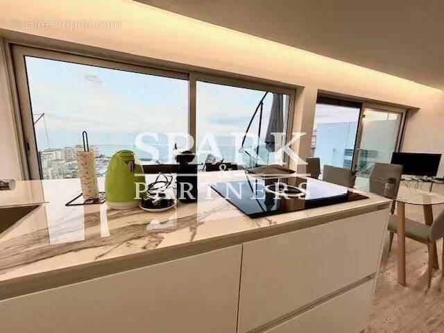 Appartement à CAP-D'AIL