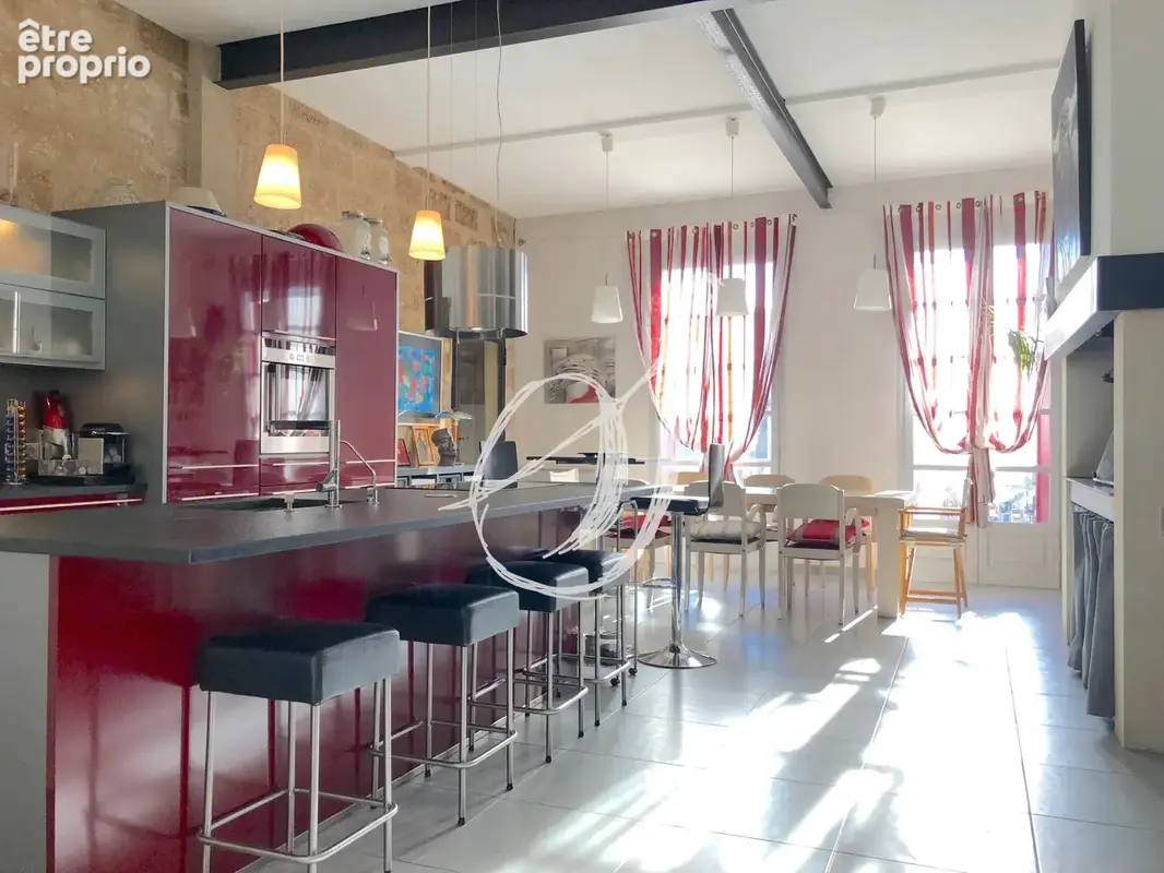 Appartement bourgeois avec terrasse & garage au coeur de Pignan - photo 6