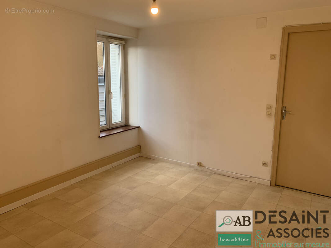 Appartement à MOUROUX