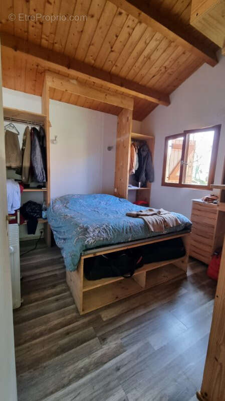 Maison à CHATEL-MONTAGNE