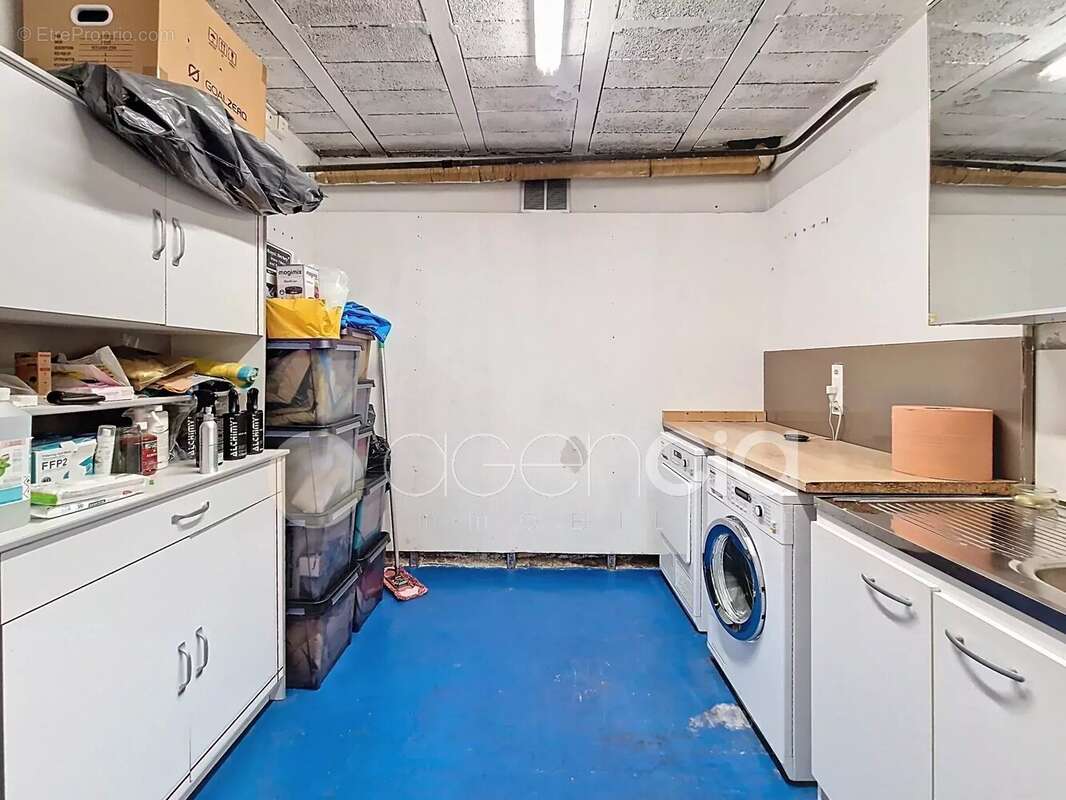 Au  dernier étage d un petit immeuble ! Bel appartement au Cannet quartier Europe  proche  commodités - photo 14