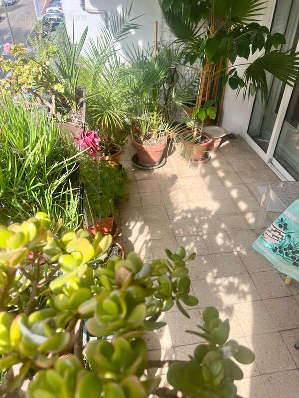 Appartement à LE CANNET