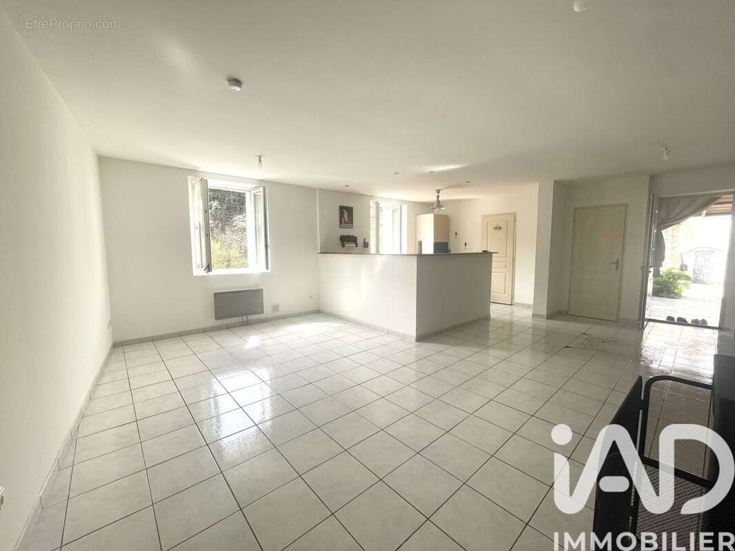 Photo 3 - Maison à BRANOUX-LES-TAILLADES