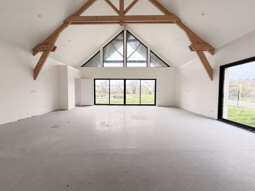 Maison à BENOUVILLE