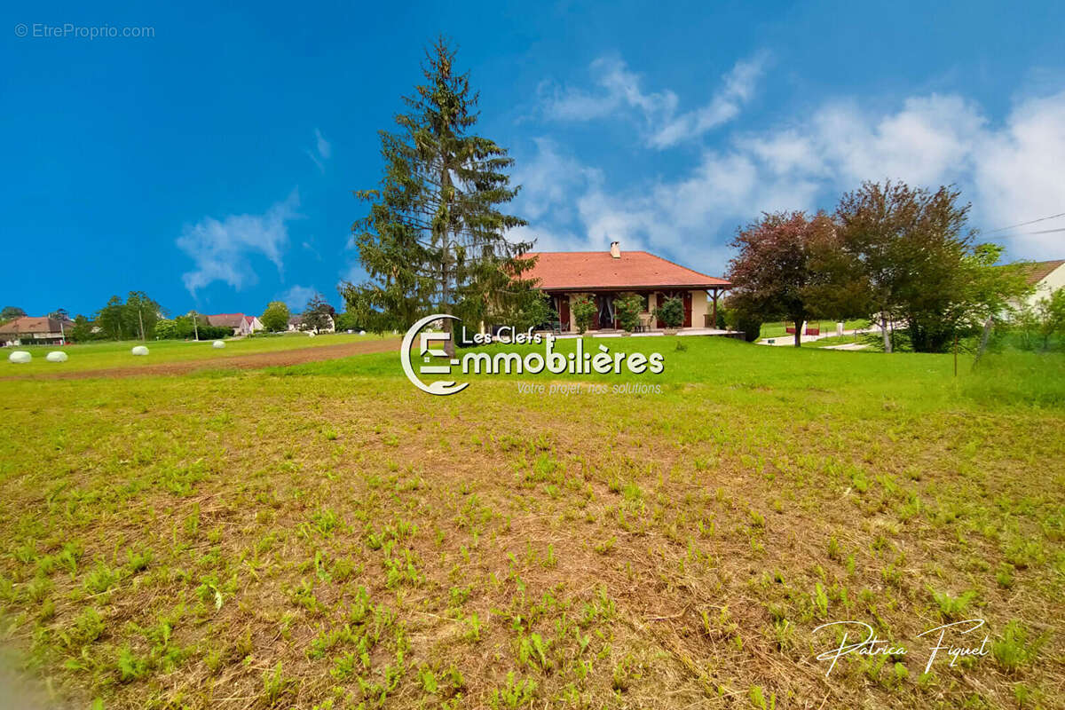 Maison 127 m² 2 ch Pièce de vie 60 m²  Sous-sol Terrain 1618 m² - photo 13