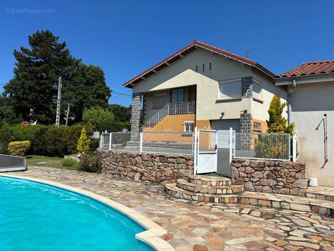 Maison à UNIEUX