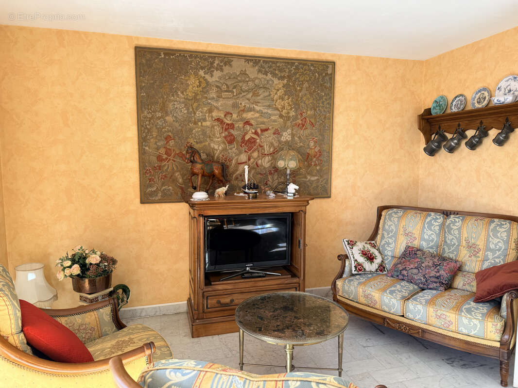 Appartement à FREJUS