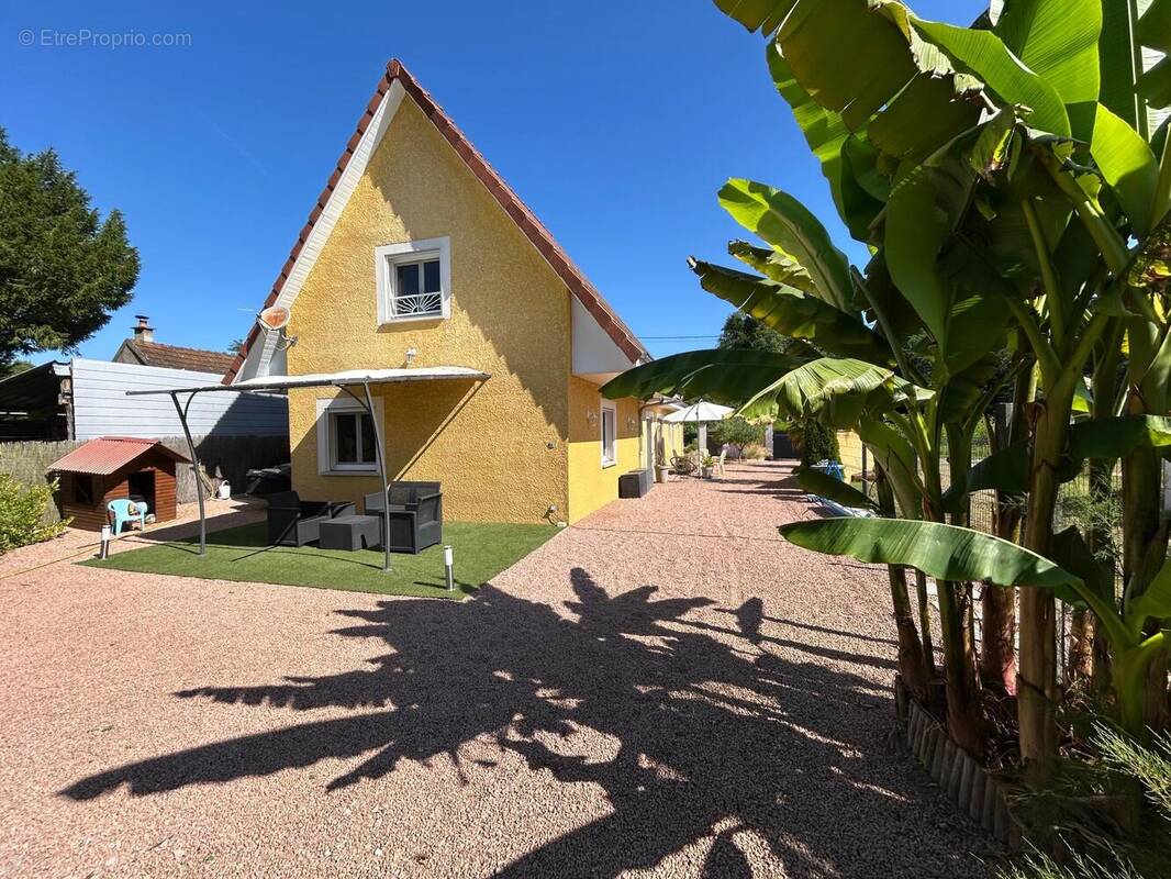 Photo 1 - Maison à MARCENAT