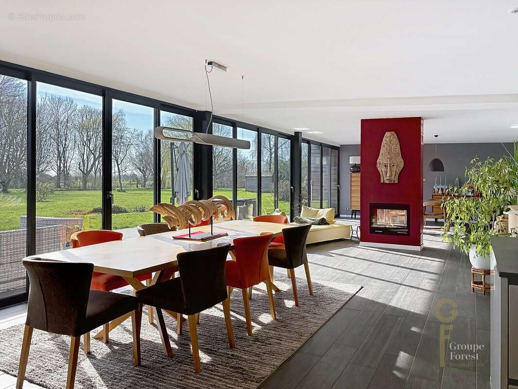 Maison à QUESNOY-SUR-DEULE