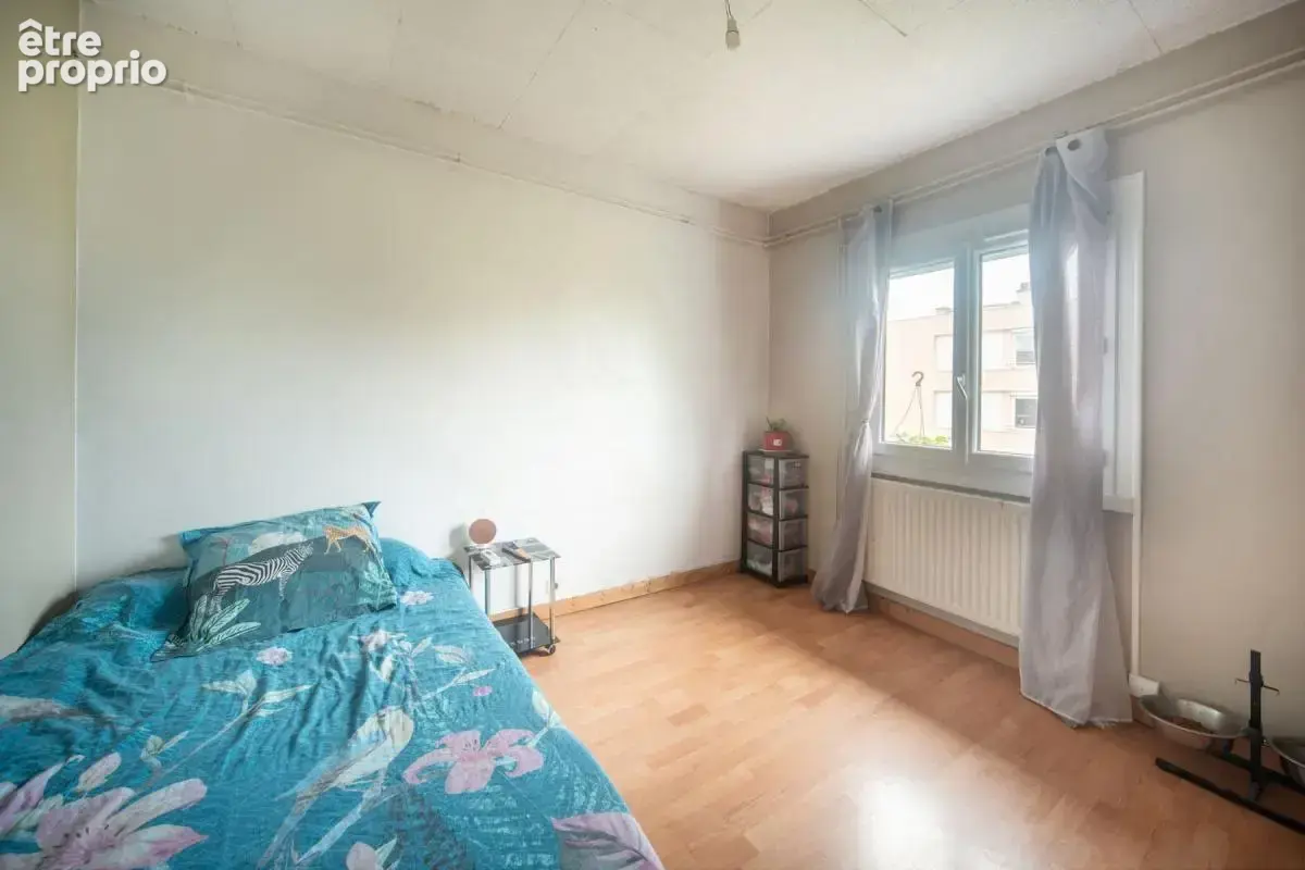 Maison T4 de 82 m² à Mézériat sur parcelle de 362 m², jardin, garage - photo 5