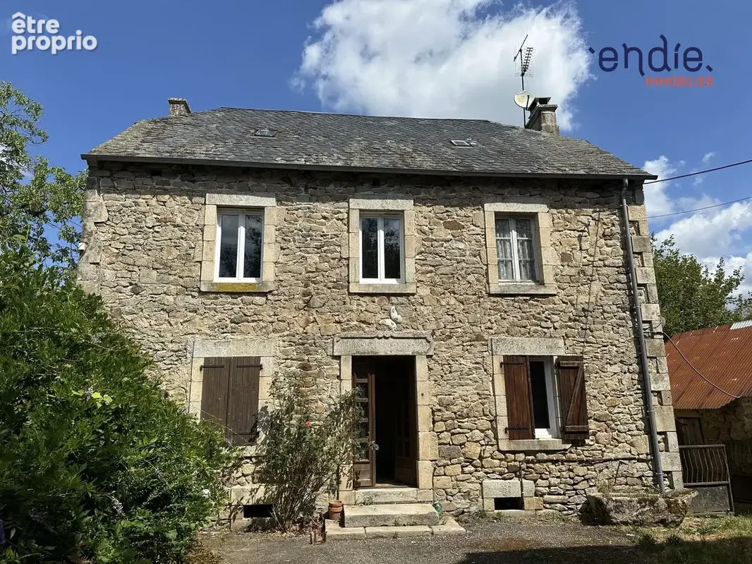 Maison à CHAMPAGNAC-LA-PRUNE