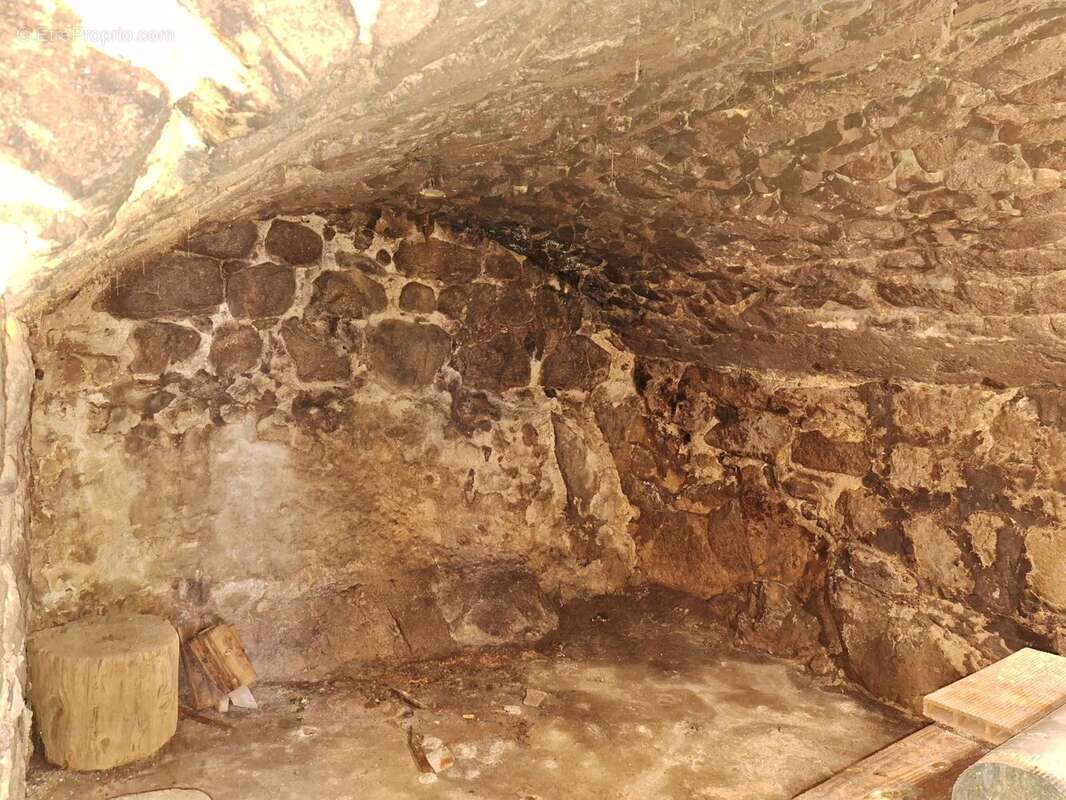 Maison à GILHOC-SUR-ORMEZE