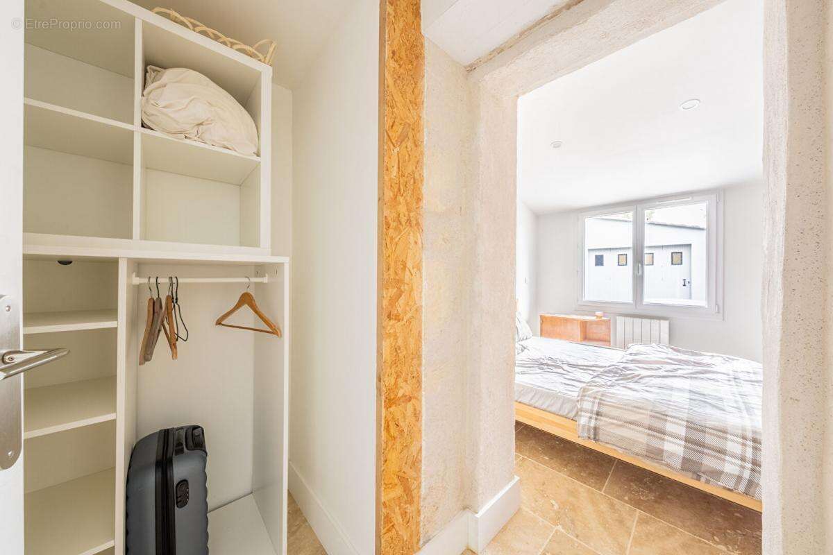 Maison à SAINT-CIERS-SUR-GIRONDE