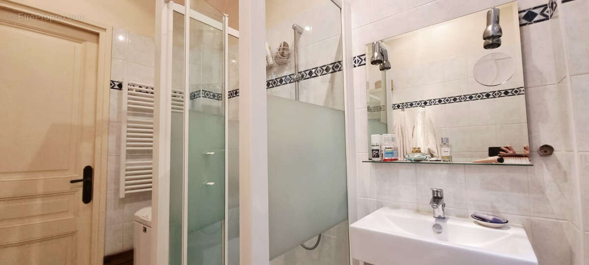 Appartement à PARIS-11E