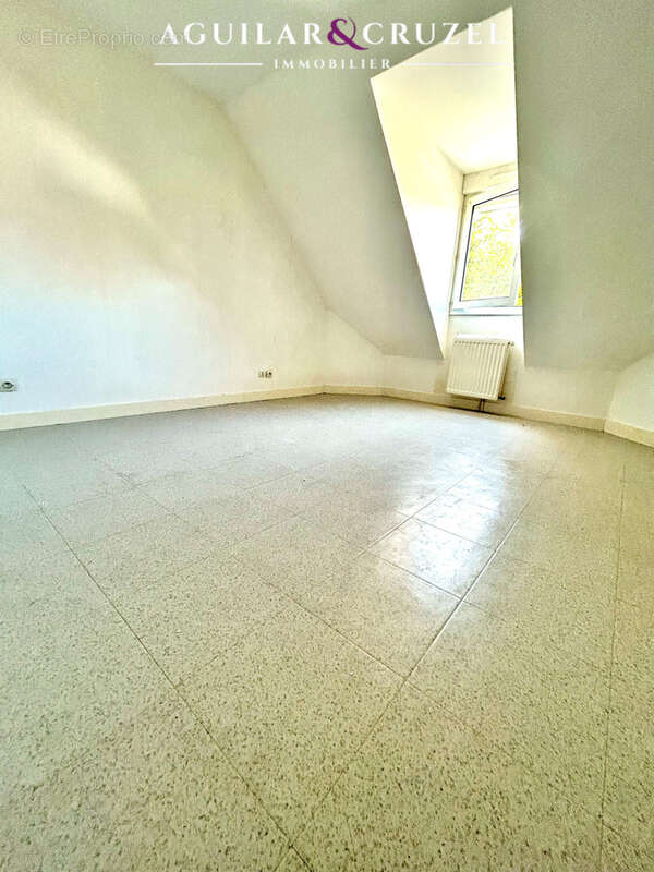 Maison à LA CHAPELLE-SAINT-URSIN