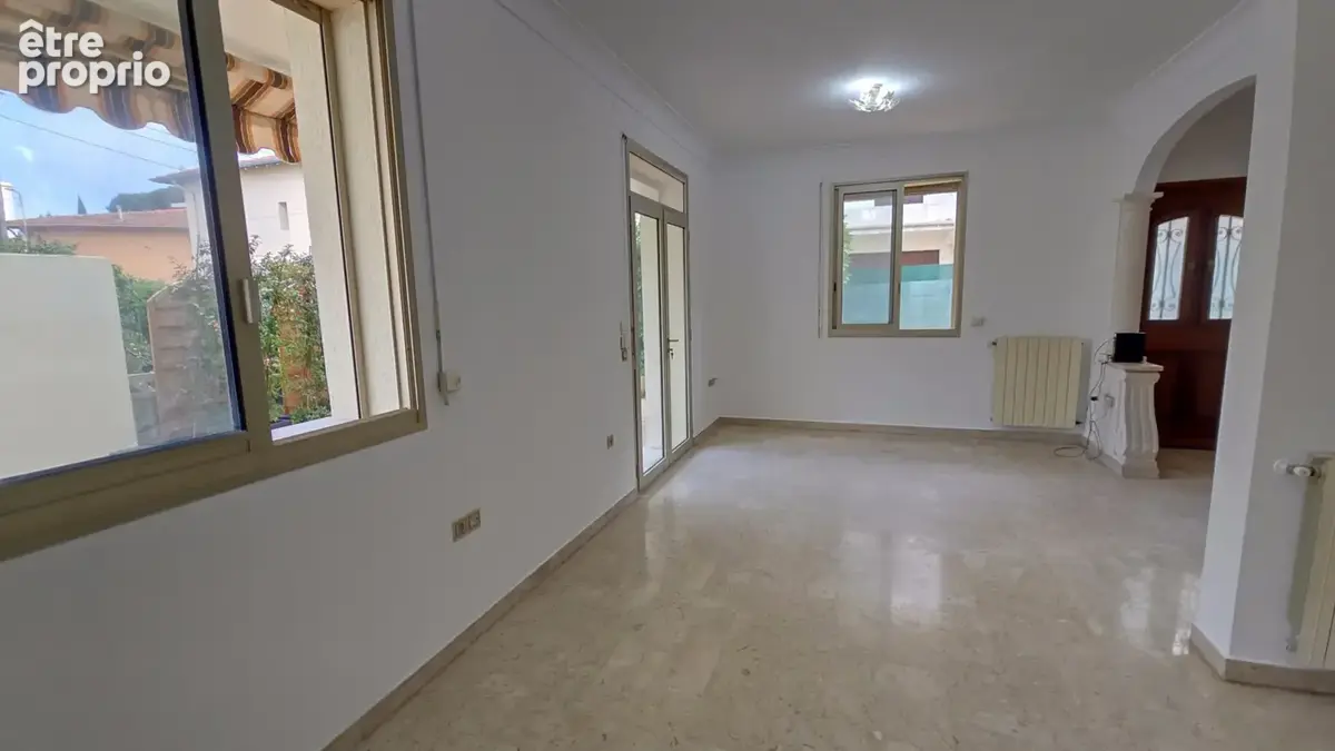 SOUS COMPROMIS DE VENTE - CANNES maison 5 pièces de 115 m2 sur un terrain de 442 m2 - photo 6