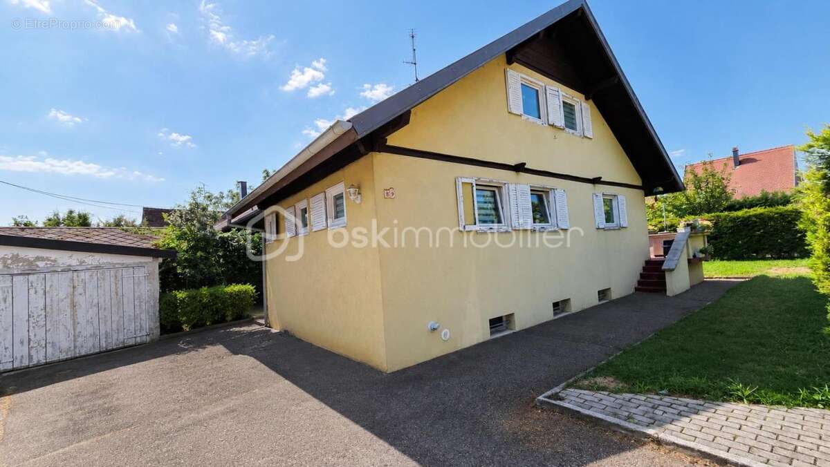 Maison individuelle de 116 m² sur un terrain de 497 m² avec piscine et garage - photo 4