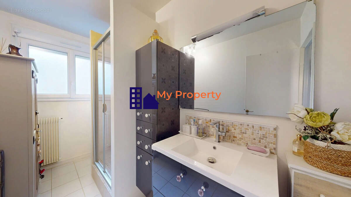 Appartement à HOUILLES