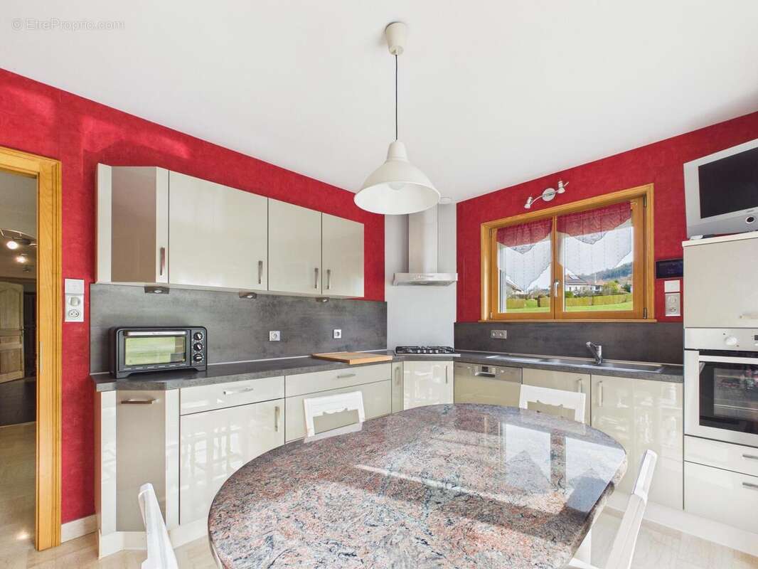 Photo 4 - Maison à LE SYNDICAT