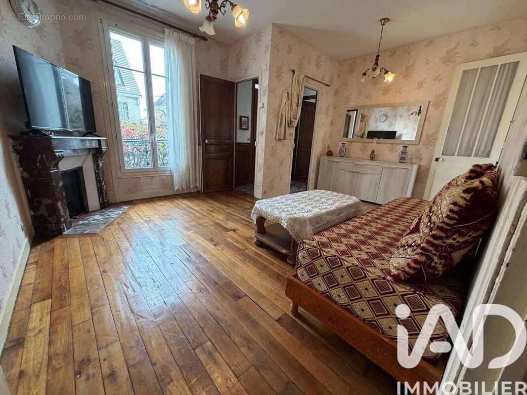 Photo 7 - Maison à VILLENEUVE-LE-ROI