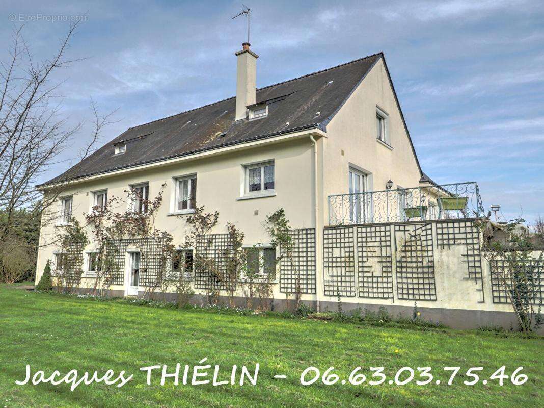 Maison à LONGUE-JUMELLES