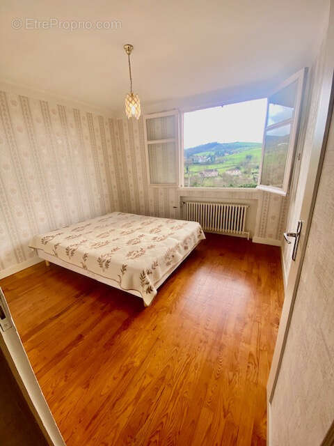 Maison à SOURCIEUX-LES-MINES