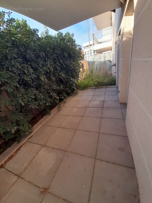 Appartement à PUGET-SUR-ARGENS