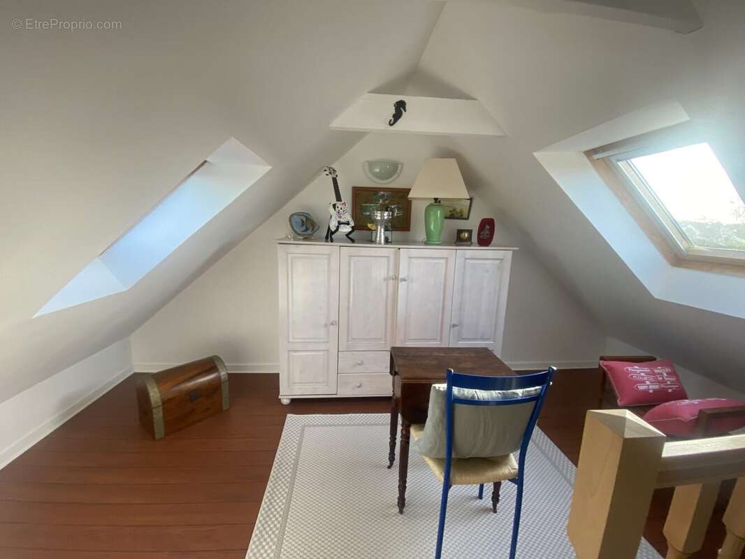 Maison à PLOUGONVELIN