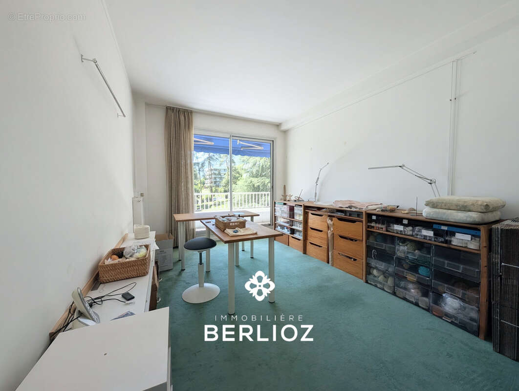 Appartement à MEYLAN