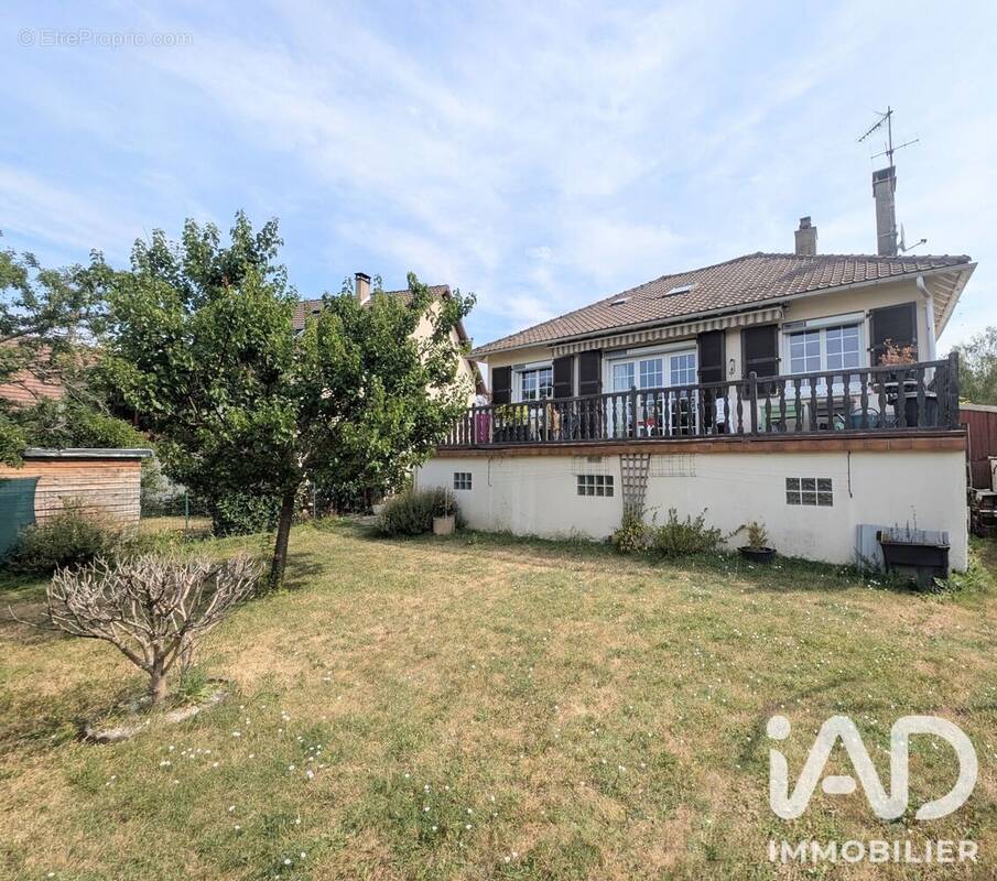 Photo 1 - Maison à MONTIGNY-LES-CORMEILLES