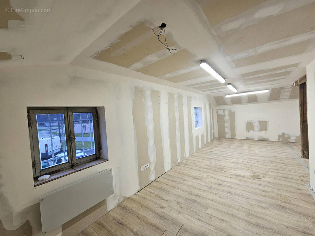 20251211_105028 - Commerce à ARCHES