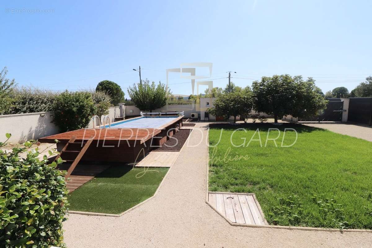 Maison à ROCHEFORT-DU-GARD