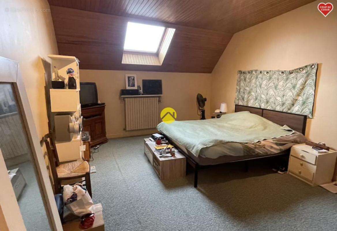 Maison à LE CHATELET