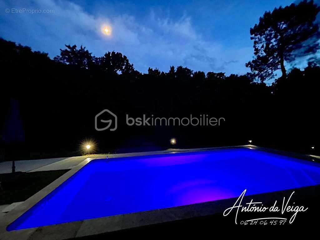 Appartement à CAZAUBON