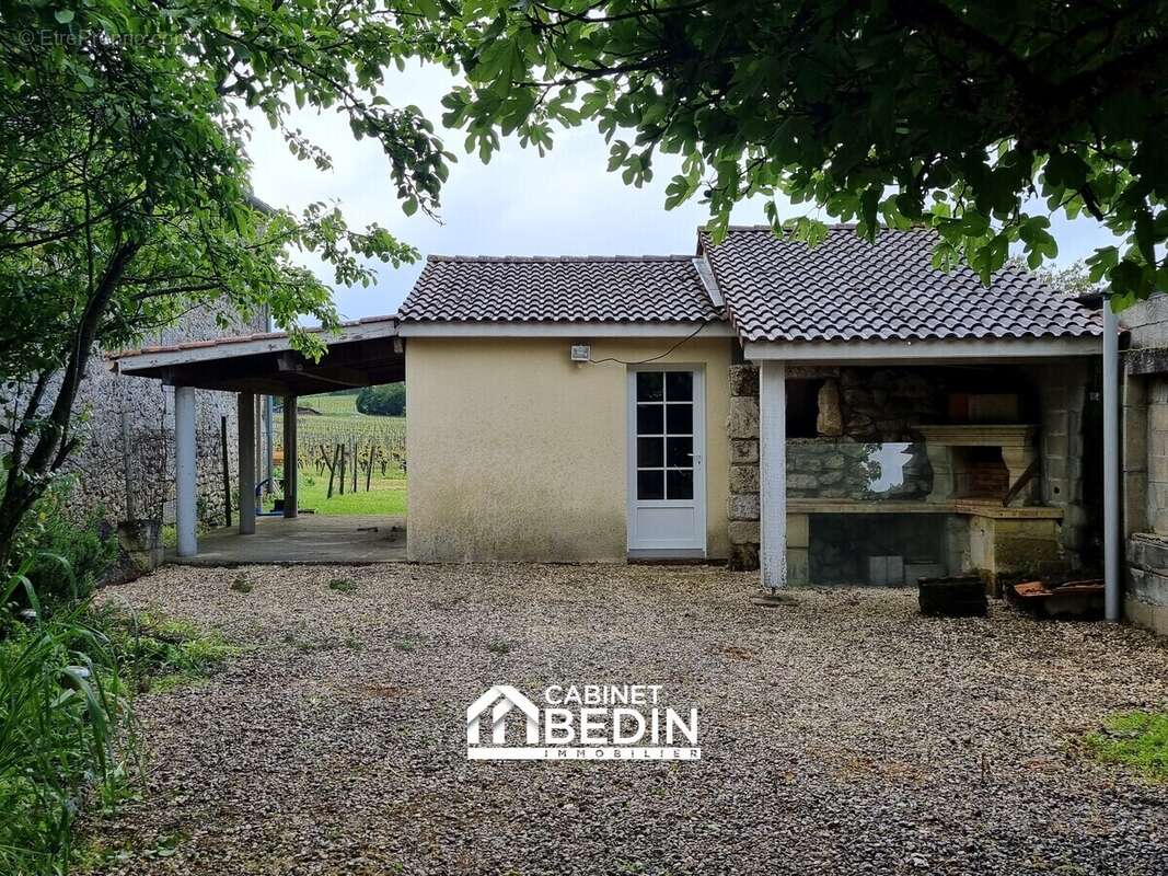 Maison 90 m² à Puisseguin  - photo 4