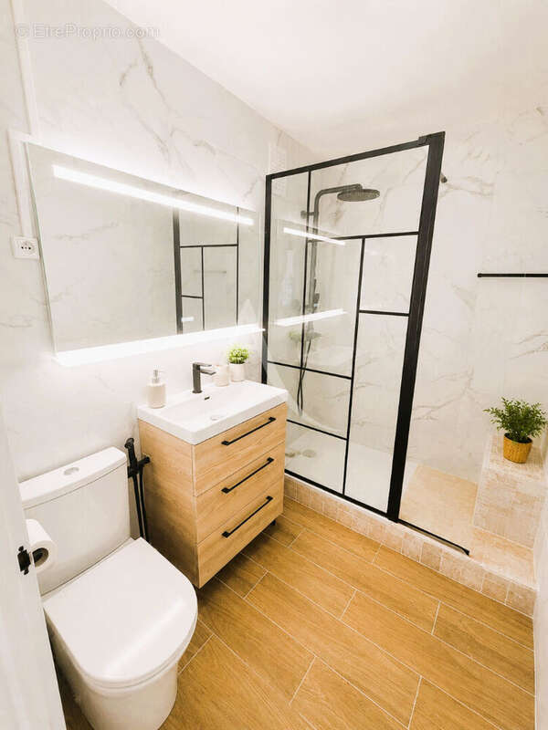 Appartement à FRESNES