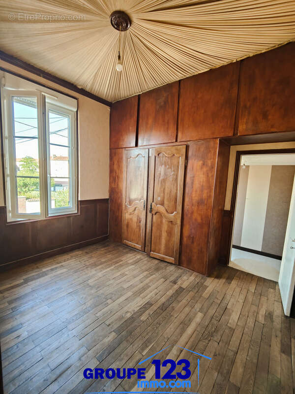 Maison avec local loué à Migennes   Vivez et investissez en un seul lieu - photo 5