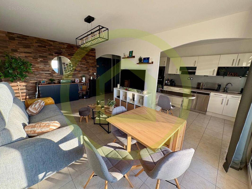 Appartement à MARSEILLE-13E