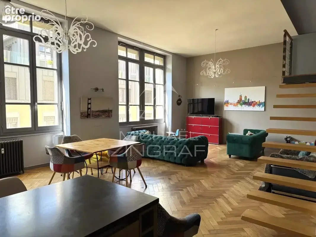 Lyon 6e Place Puvis de Chavannes - Loft familial rénové -  4 chambres & bureau - photo 2