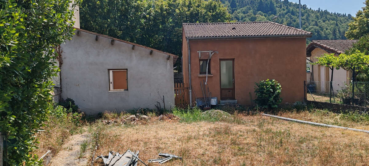 Maison ou 2 appartements - Centre-ville LAMASTRE - photo 15