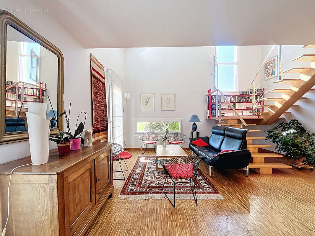 Maison à VELARS-SUR-OUCHE