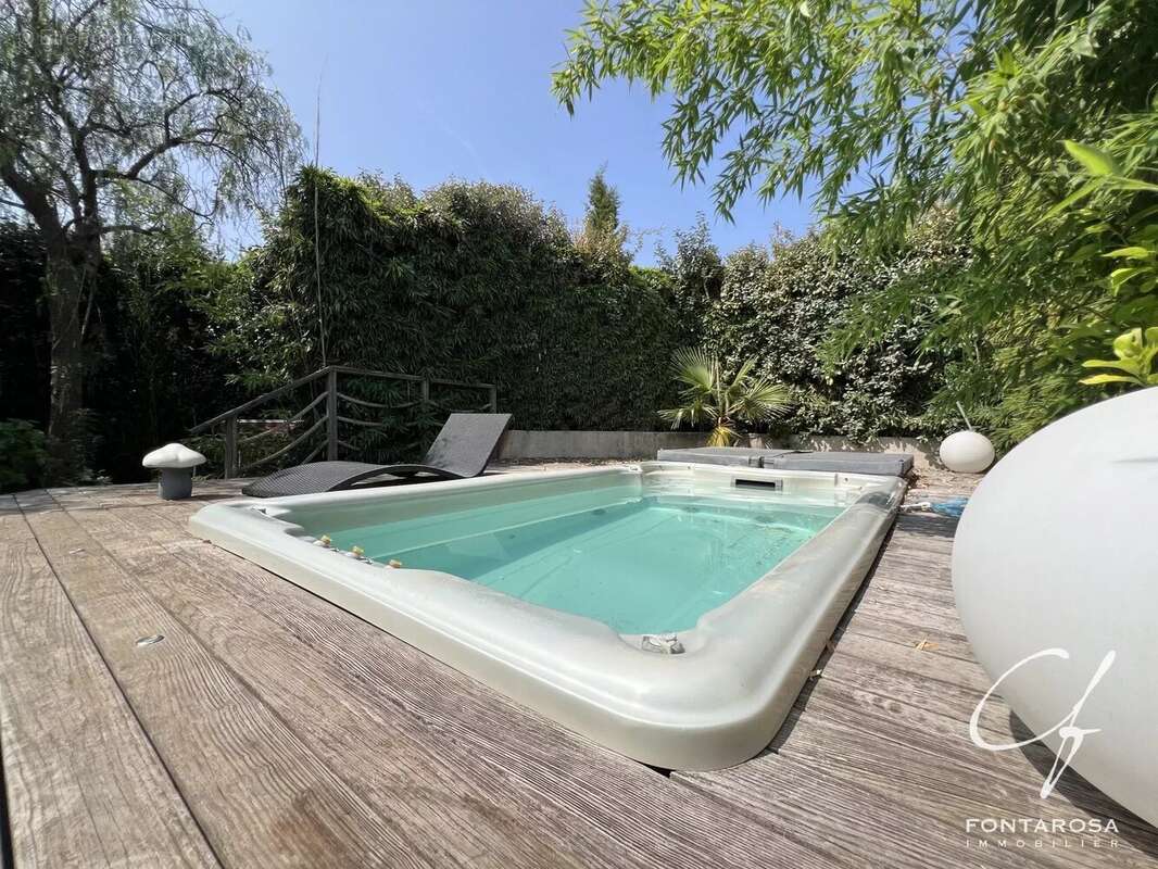 Maison à SAINT-RAPHAEL