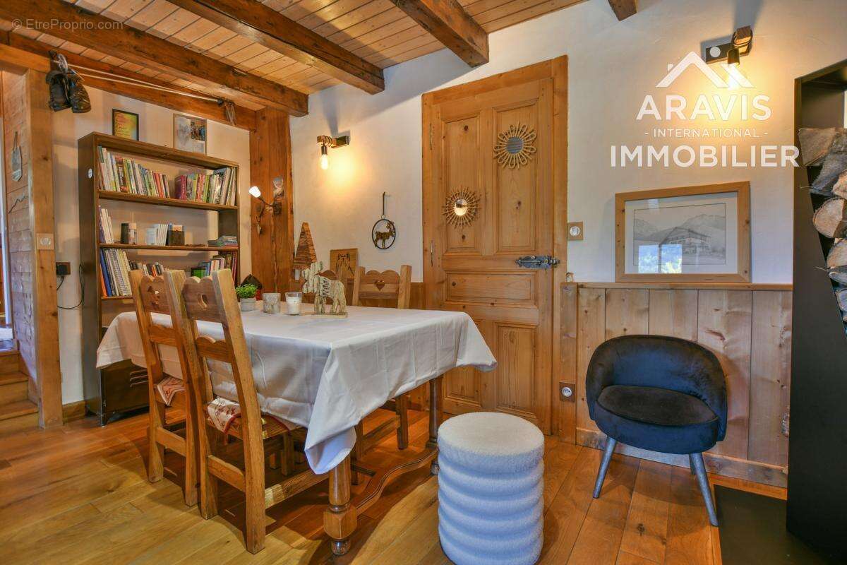 Maison à LE PETIT-BORNAND-LES-GLIERES