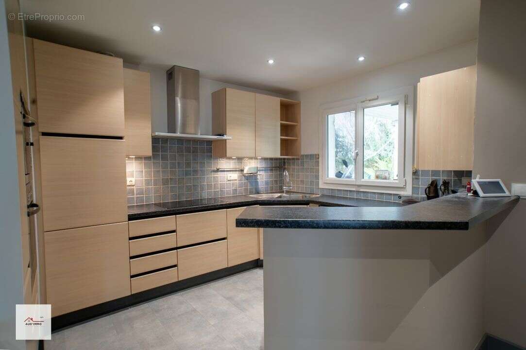 Maison 125 m² à Cranves-Sales  - photo 89