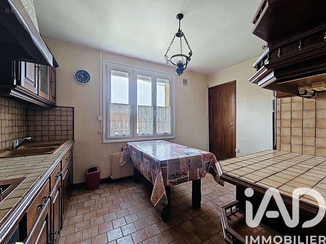 Photo 2 - Maison à LACHAPELLE-AUX-POTS