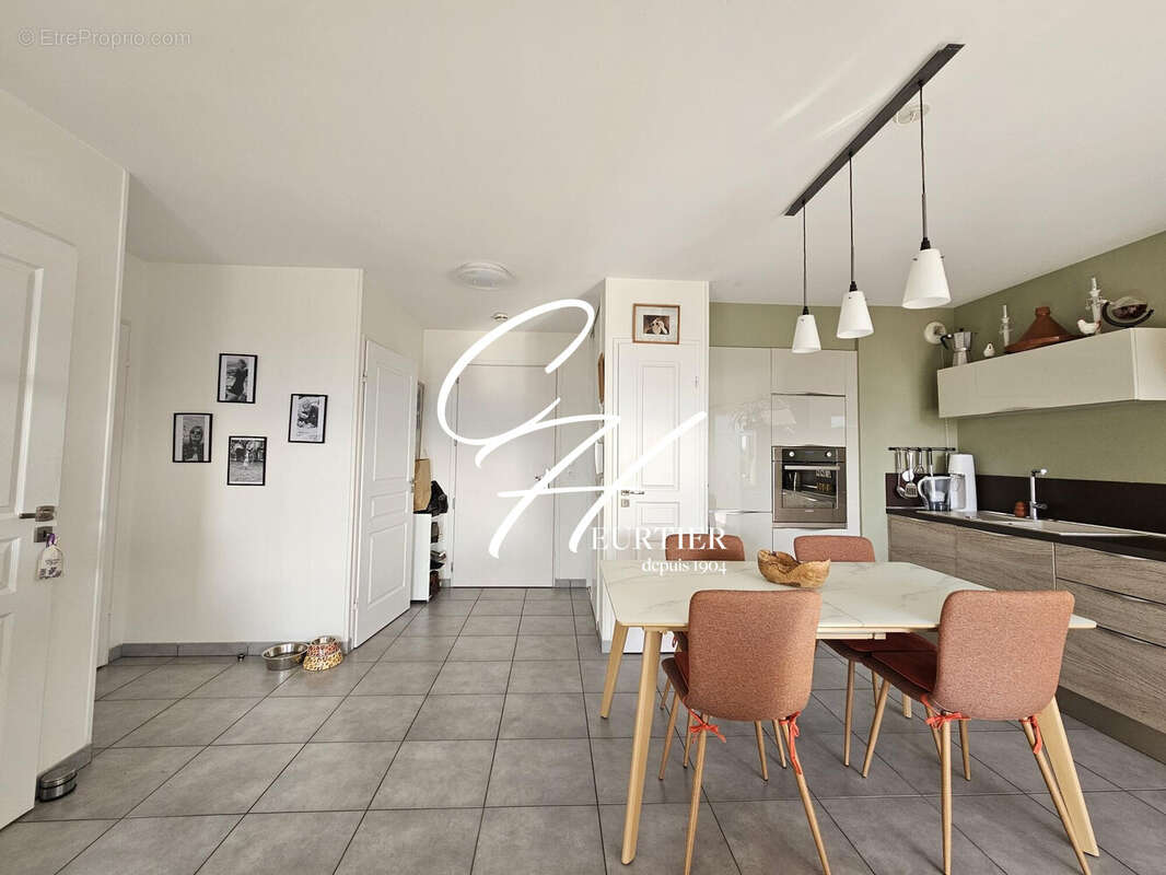 Appartement à VOIRON