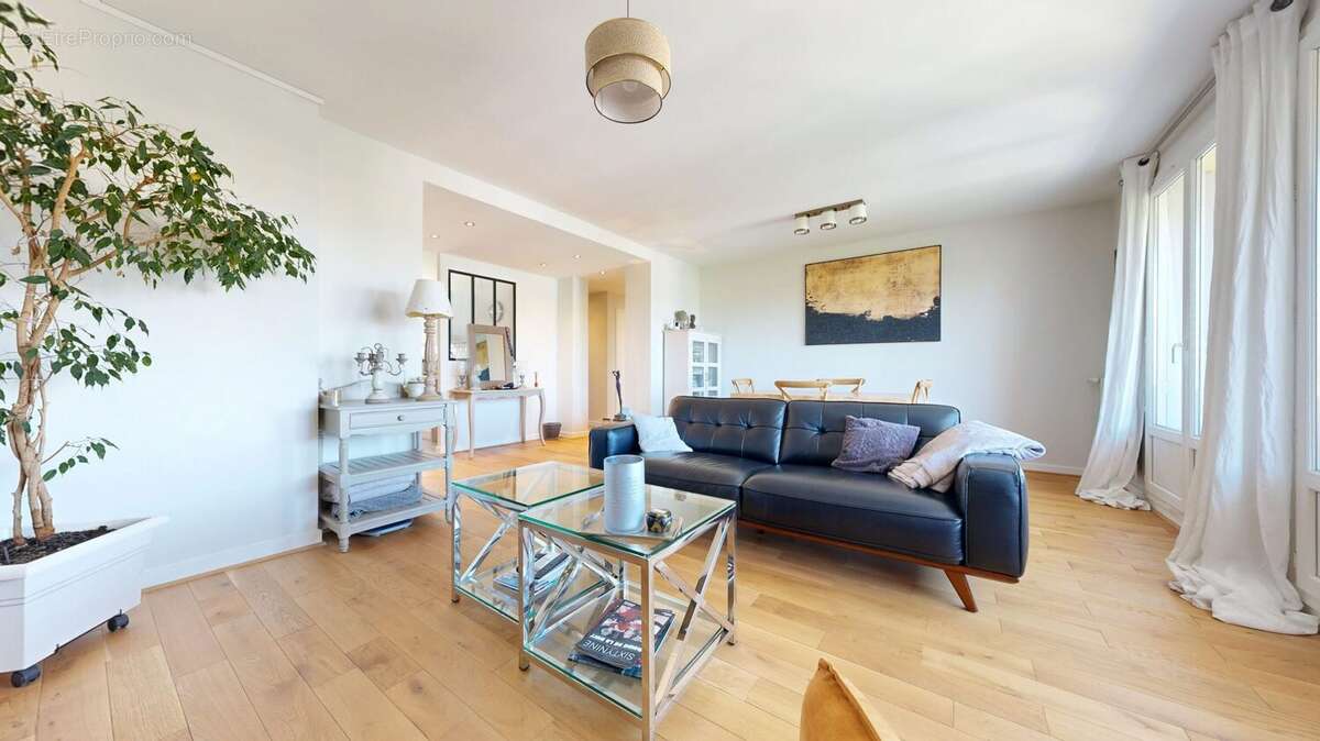 Appartement à FRANCHEVILLE