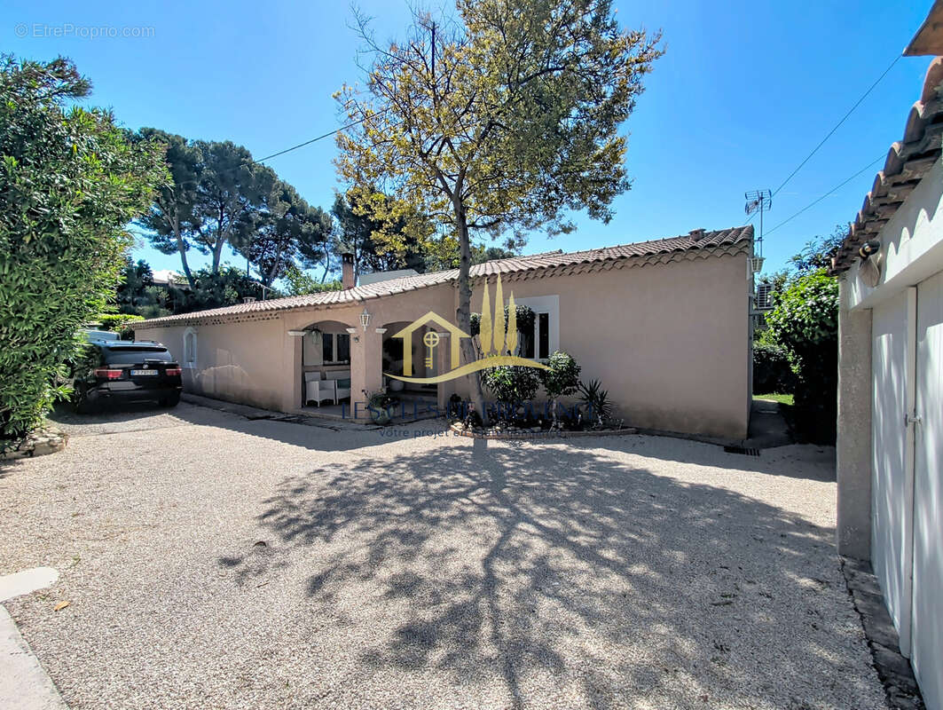 Maison à ROGNAC