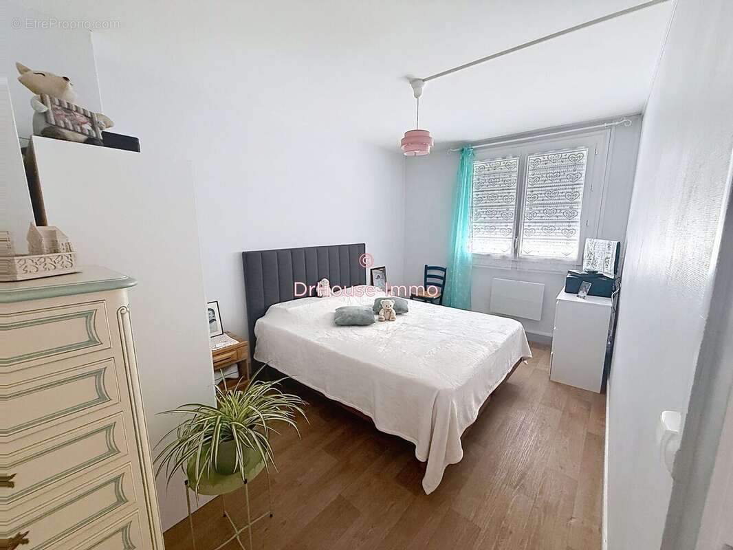 Appartement 80 m² à Bergerac  - photo 6